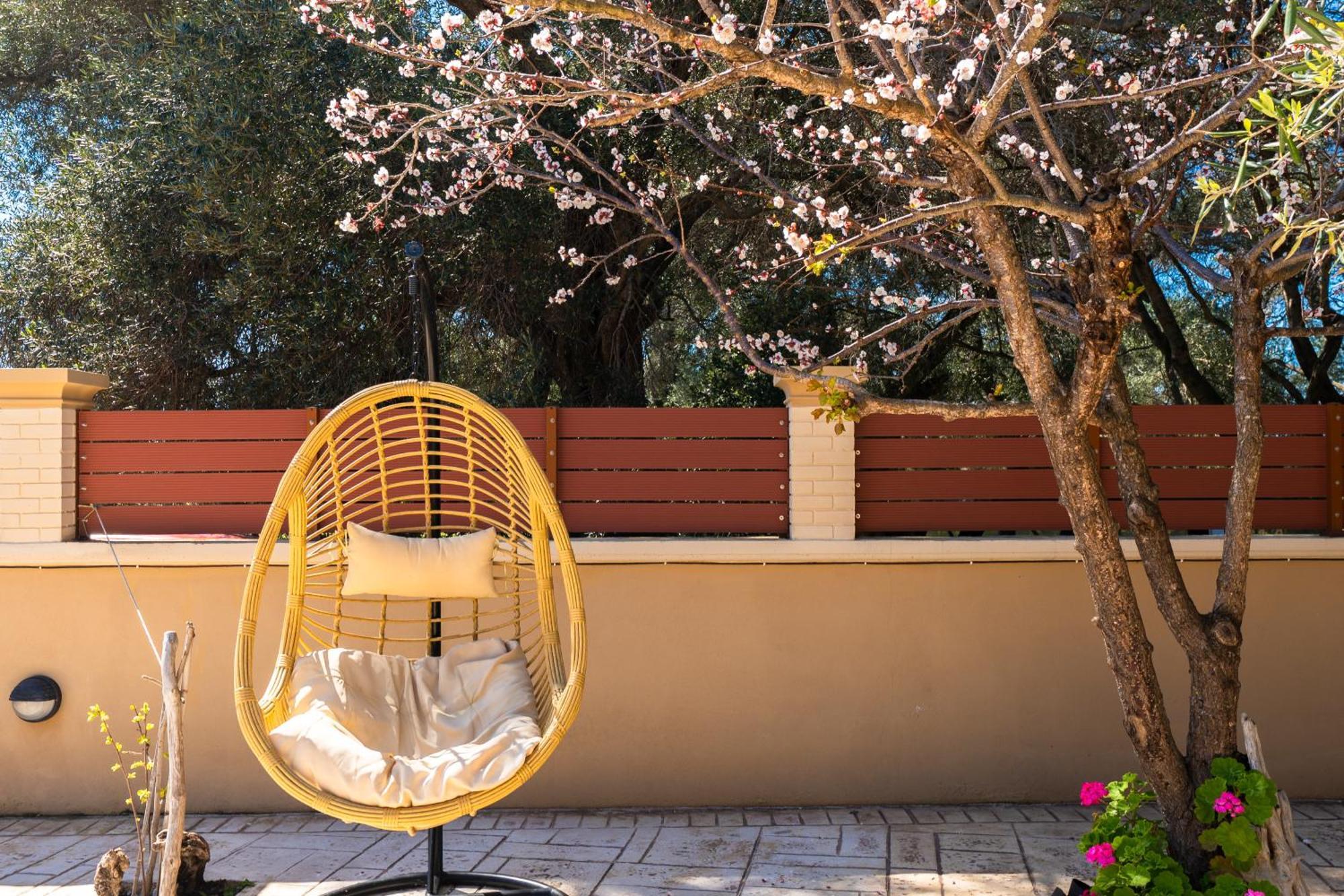Artemis Prasoudi Beach Halikounas エクステリア 写真